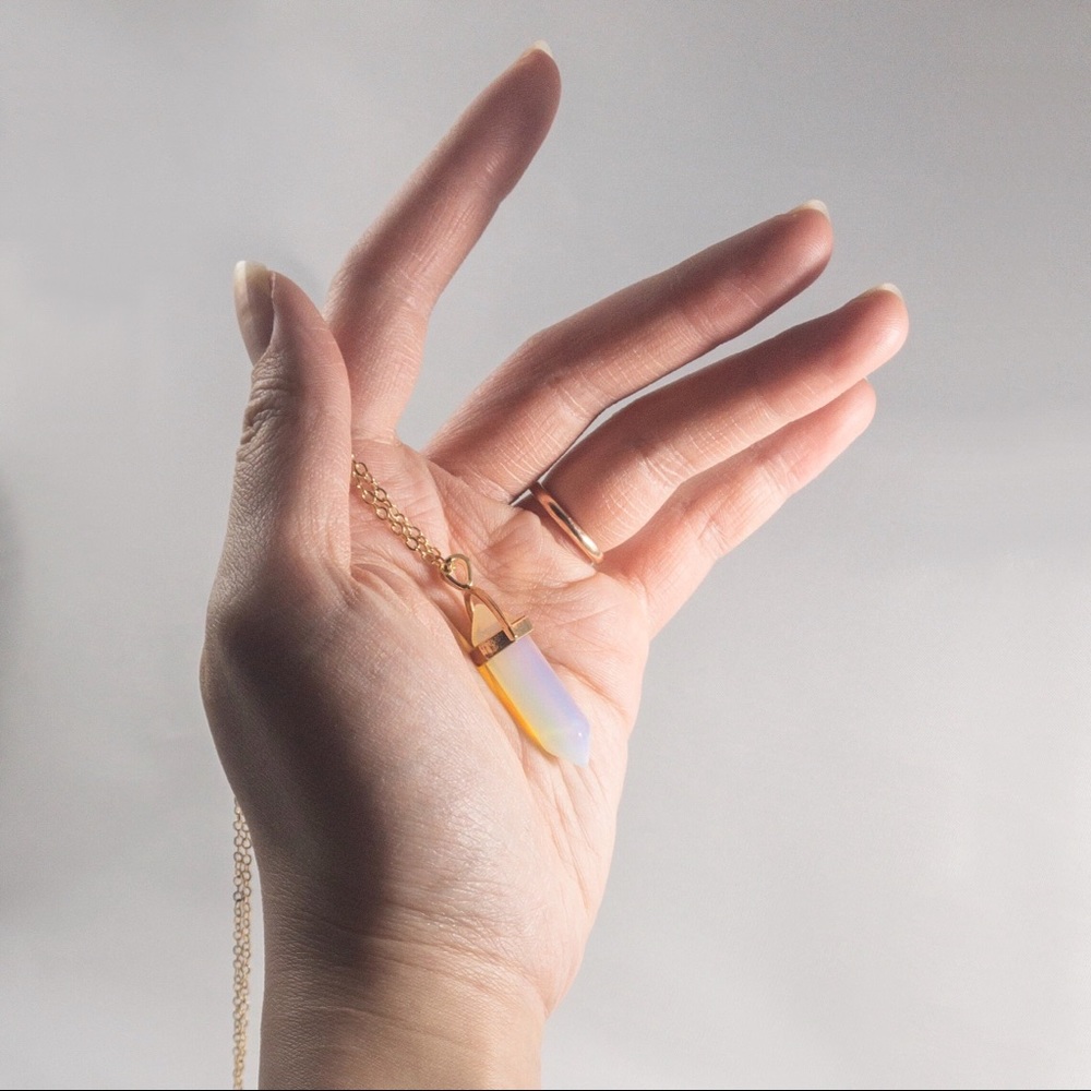Blue crystal pendant gold-plated necklace 💎